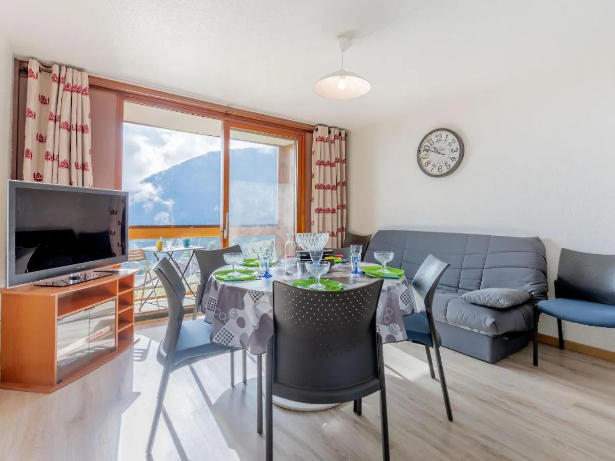 Apartment Soyouz Vanguard-91 By Interhome Le Corbier