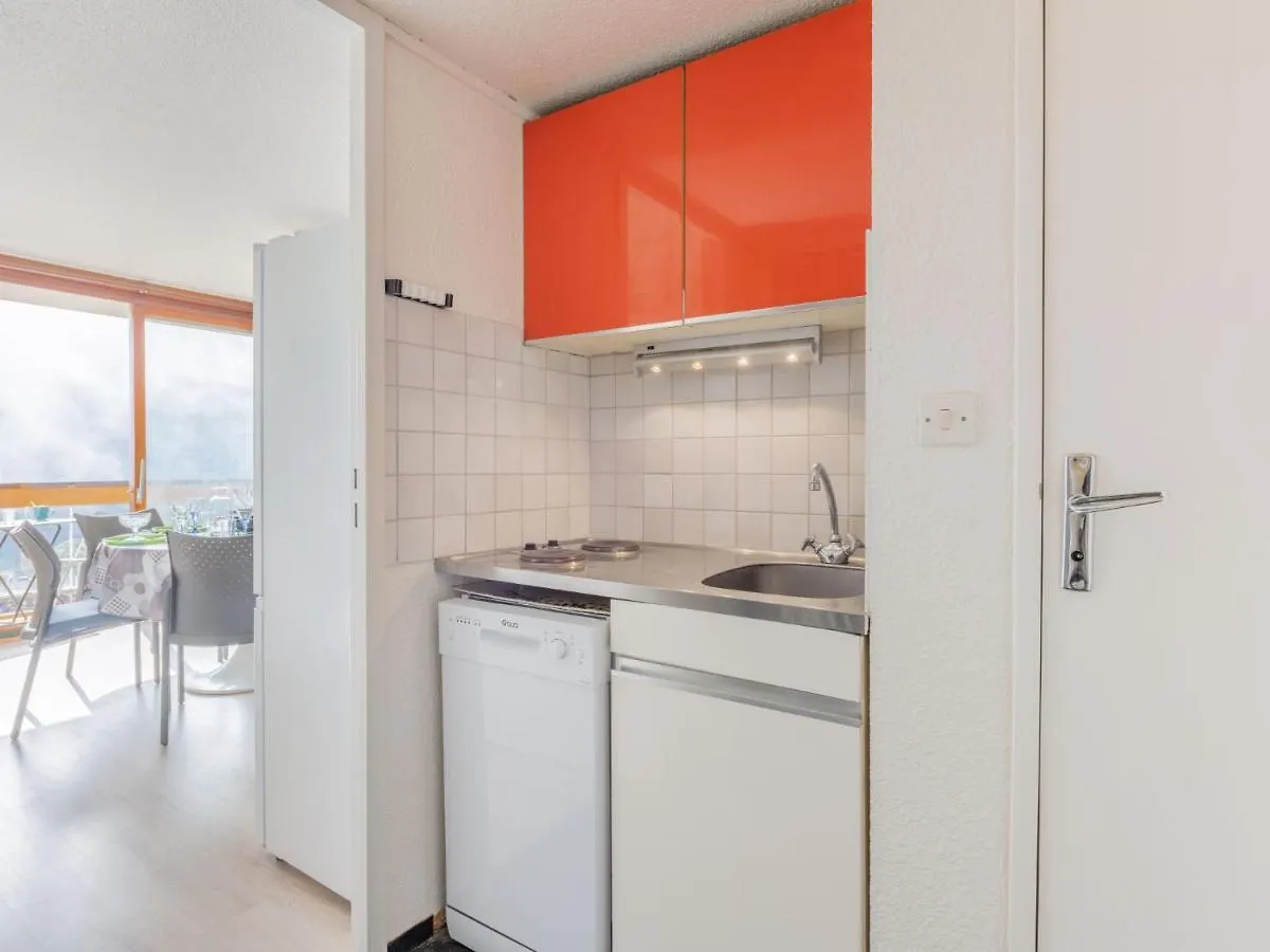 Apartment Soyouz Vanguard-91 By Interhome Le Corbier